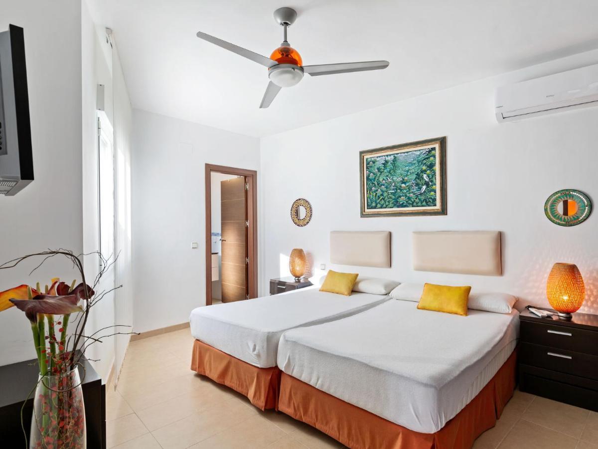 לה הרדורה Belvilla By Oyo Apartment In La Herradura מראה חיצוני תמונה
